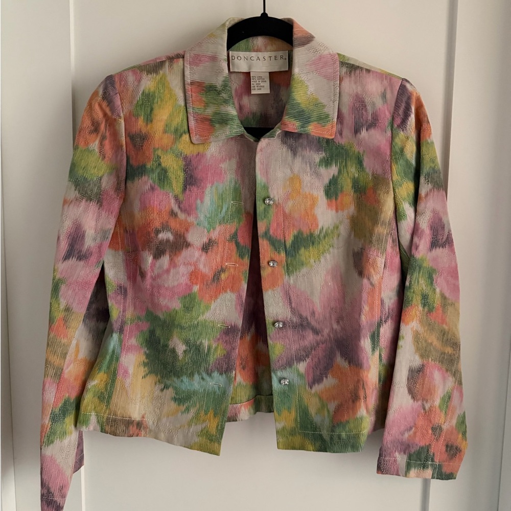 Doncaster Women's Colorful Linen Abstract Floral Blazer